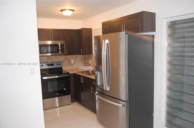 Building Photo - 2184 NW 63rd St