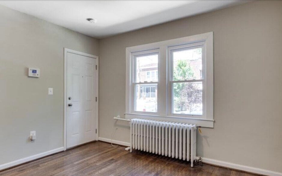 Building Photo - 1411 Ridge Pl SE