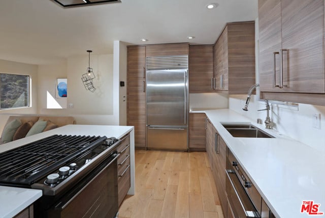 Building Photo - 8040 Highland Trail