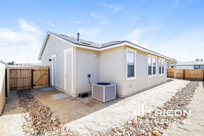 Building Photo - 761 Fire Wheel Dr