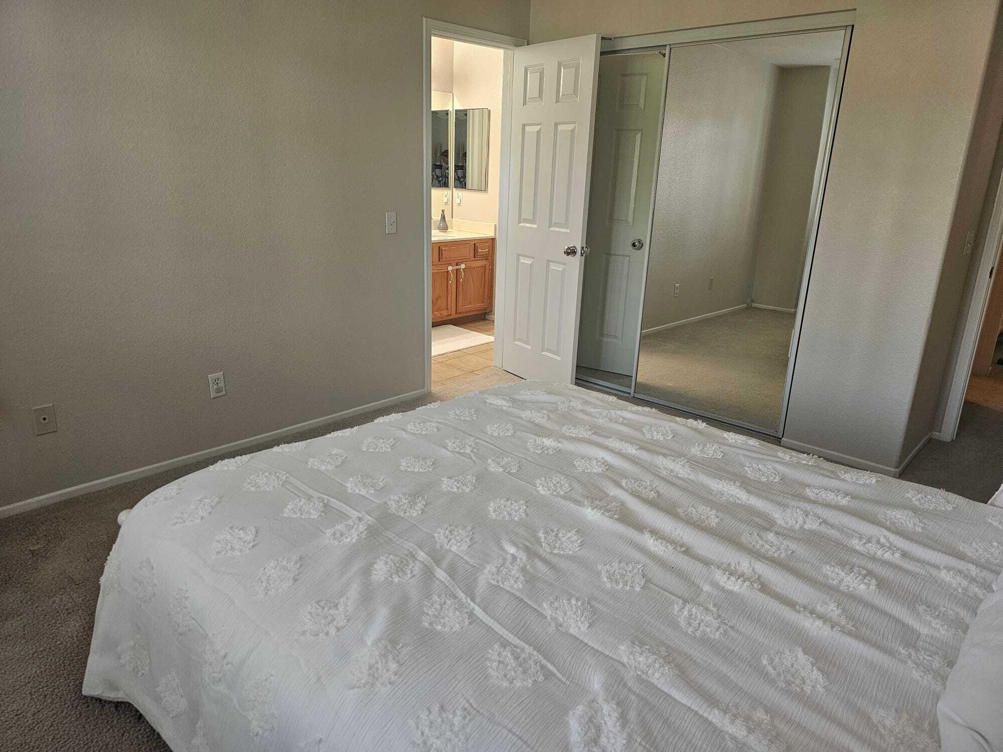 Building Photo - 42962 Cala Rosso