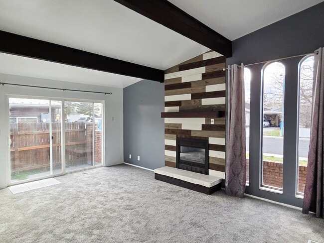 Building Photo - 1968 E 5850 S