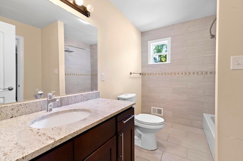 Building Photo - 45 Whippoorwill Way