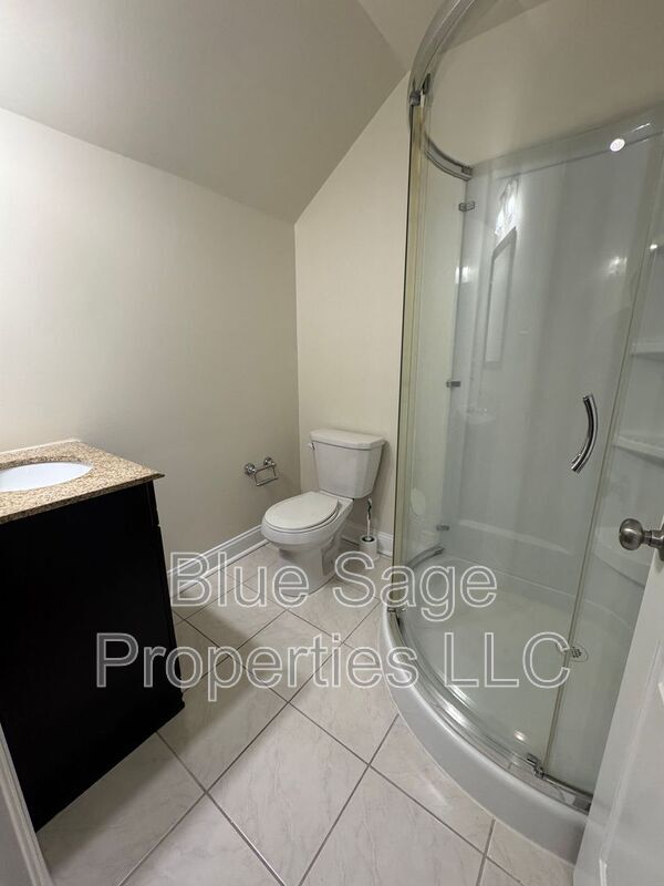 Building Photo - 432 E Baltimore Ave