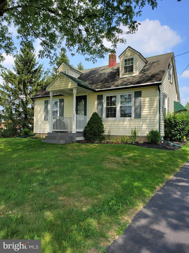 Building Photo - 994 Gravel Pike