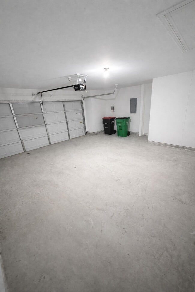 Building Photo - 6059 Canyon Dawn Dr