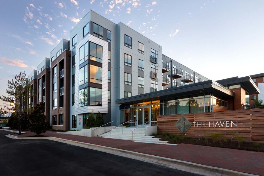 Primary Photo - 145 Riverhaven Dr