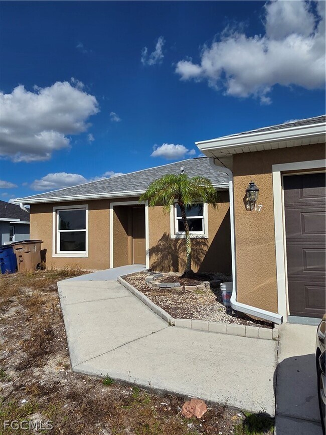 Building Photo - 1117 Gordon Ave S