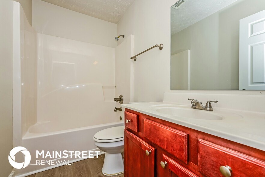 Building Photo - 2334 Silver Maple Cir