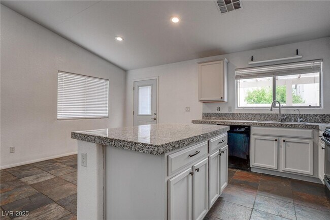 Building Photo - 6436 North Point Break St