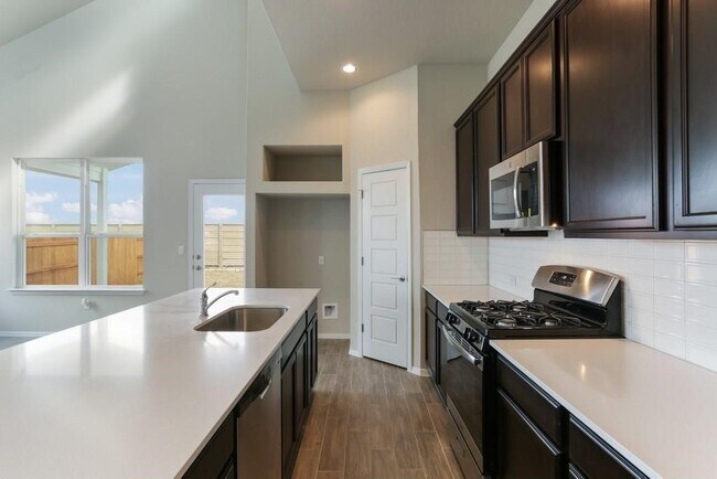 Building Photo - 11617 American Mustang Lp