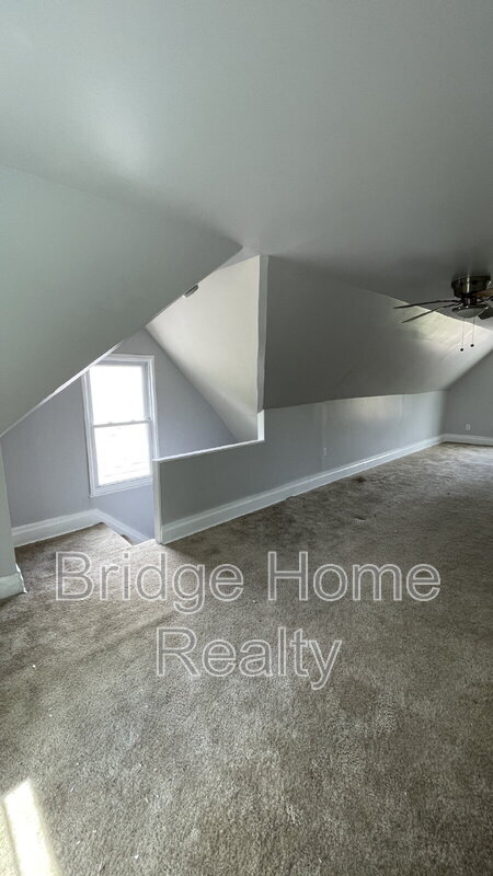 Building Photo - 6960 Monticello St