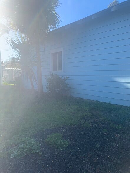 Building Photo - 850 Elrod Ave