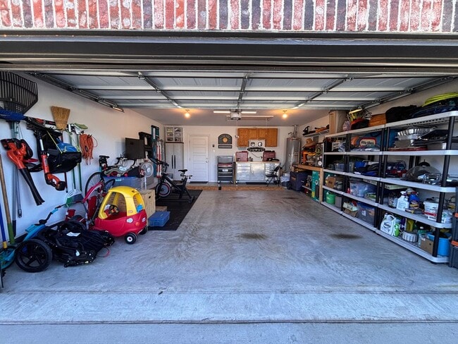 Building Photo - 224 Cullom Dr