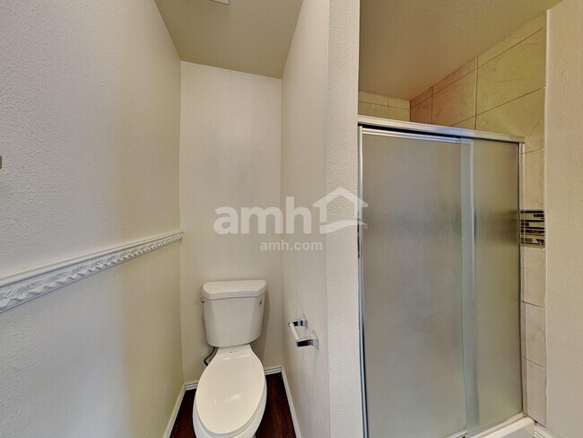 Building Photo - 11060 W Halstead Ct