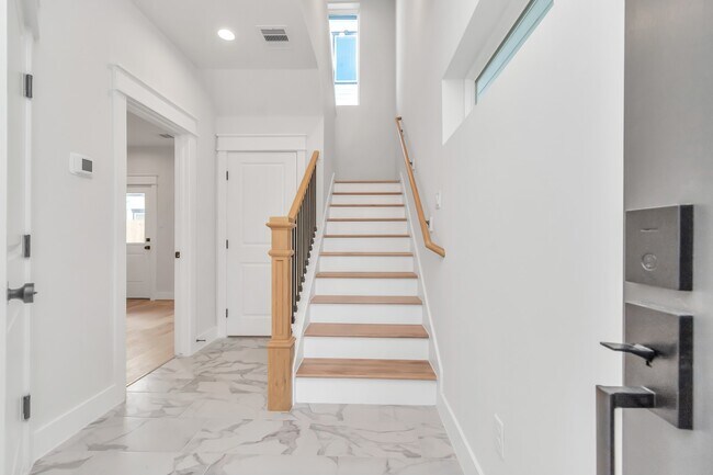 Building Photo - 5410 Wheatley St