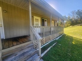 Front of Building - 761 Fairmont Rd