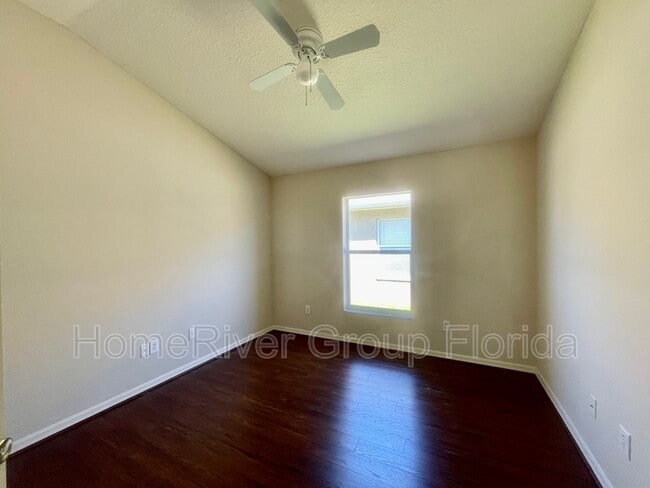 Building Photo - 5534 Turtle Crossing Loop