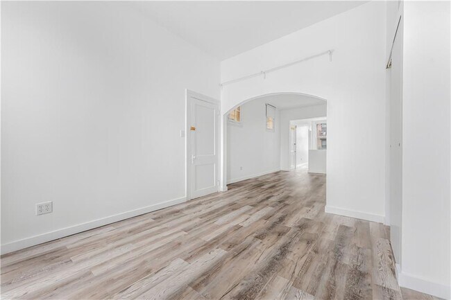 Building Photo - 32 Arion Pl
