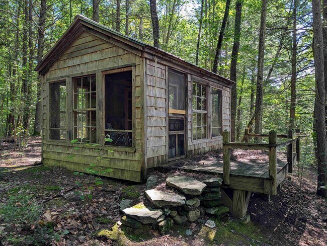 Building Photo - 51 Dusty Ridge Rd
