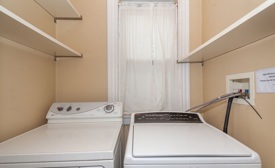 Building Photo - 797 Columbia Rd