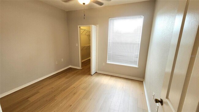 Building Photo - 5713 Legacy Crescent Pl