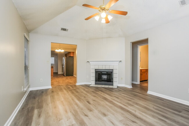 Building Photo - 3566 E Regency Park Cir