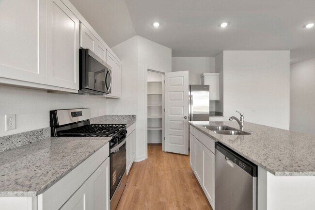 Building Photo - Brand-New 3 Bedroom Home in Prairie Grove!...