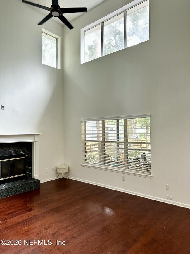 Building Photo - 2298 Huckins Ct