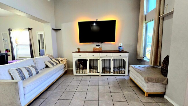 Building Photo - 11134 Palmillas Loop