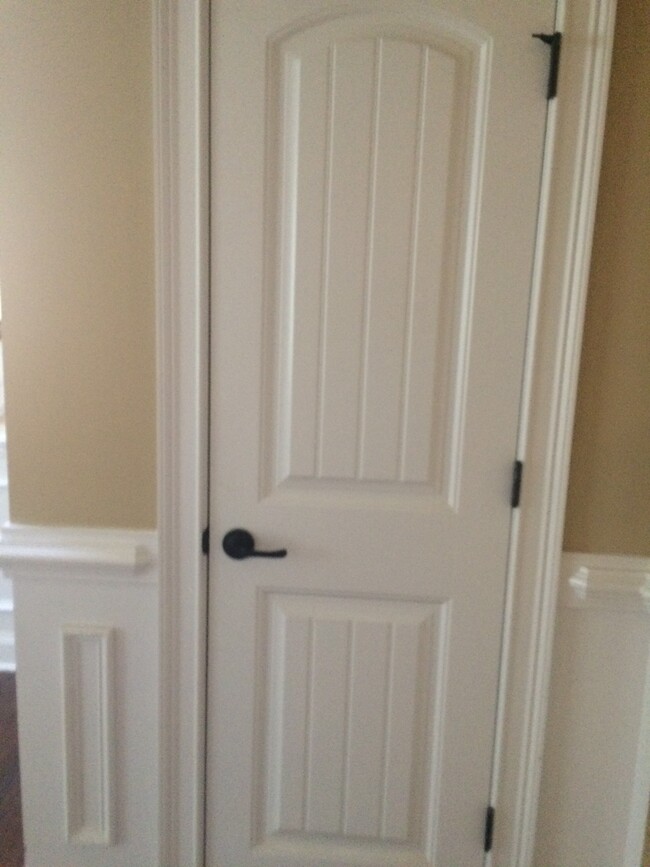 Hall Closet - 319 Haywood Dr