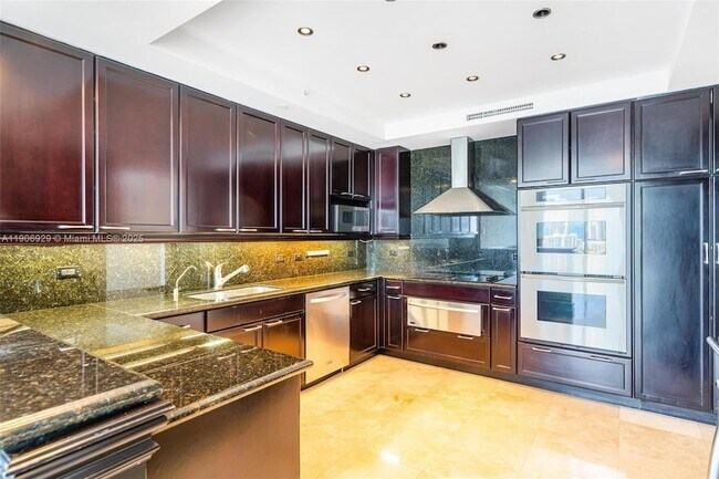 Building Photo - 3201 NE 183rd St