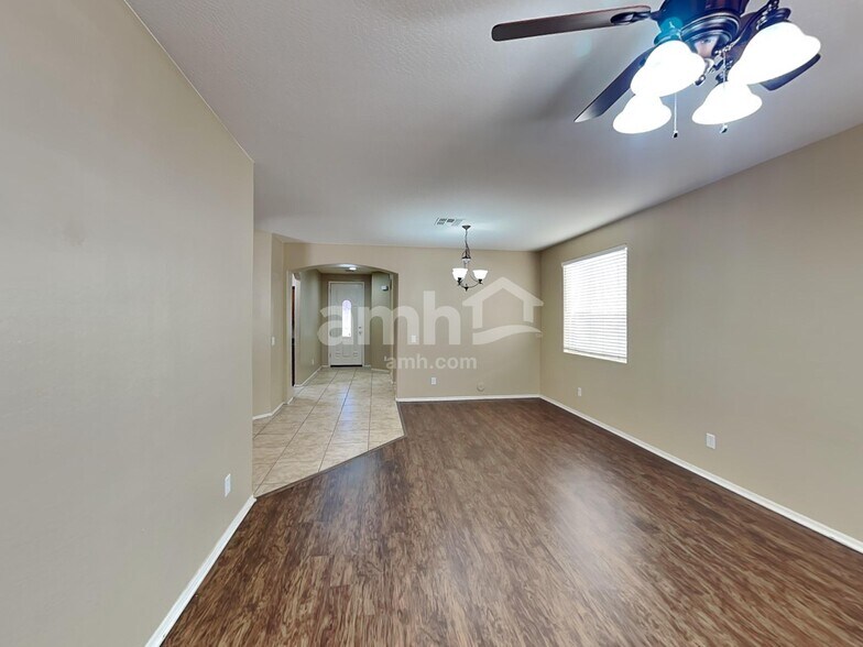 Building Photo - 6621 S 57th Ave
