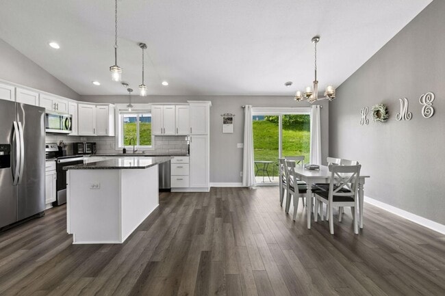 Building Photo - 3 Bedroom 2 Bath Luxury Home in Montgomery