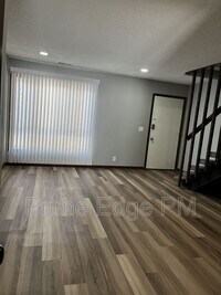 Building Photo - 6235 Holdrege-B6