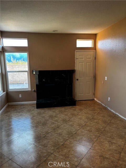 Building Photo - 12533 Loma Verde Dr