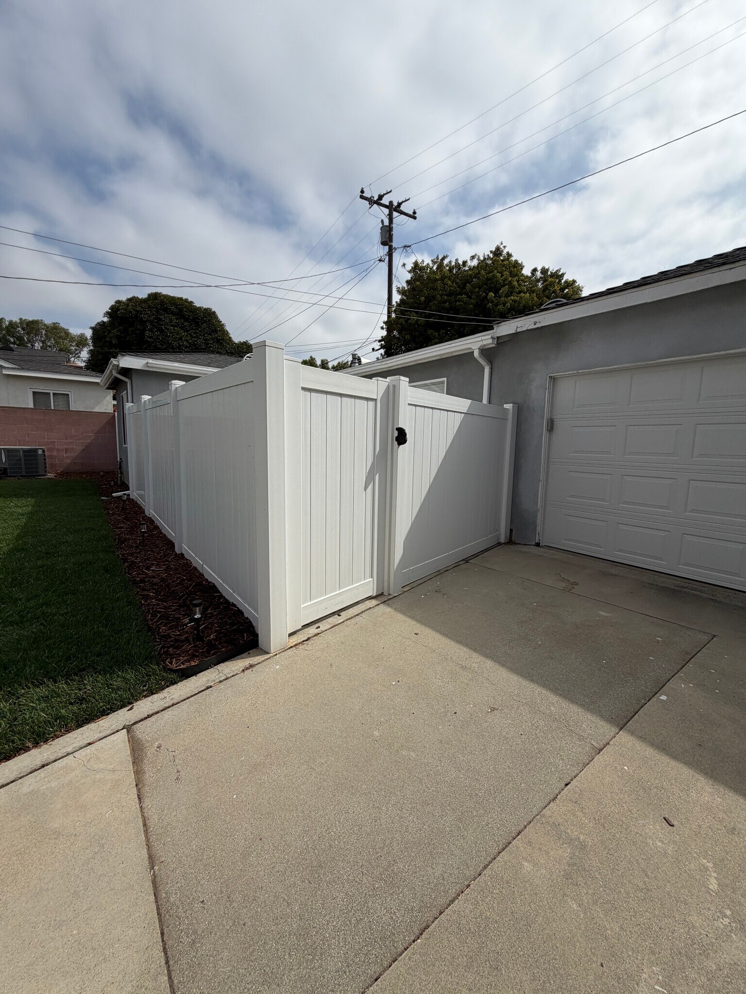 Building Photo - 1222 Felbar Ave