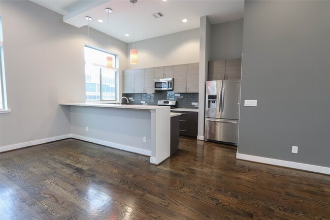 Building Photo - 3215 Garrow St