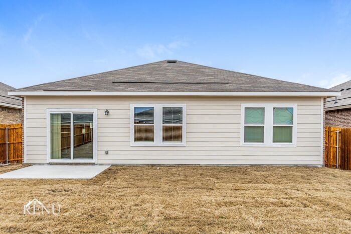 Building Photo - 575 London Dr