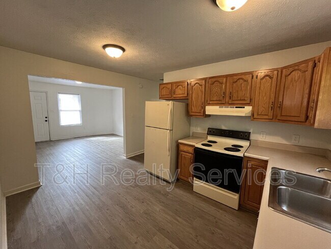 Building Photo - 4807 IN-39