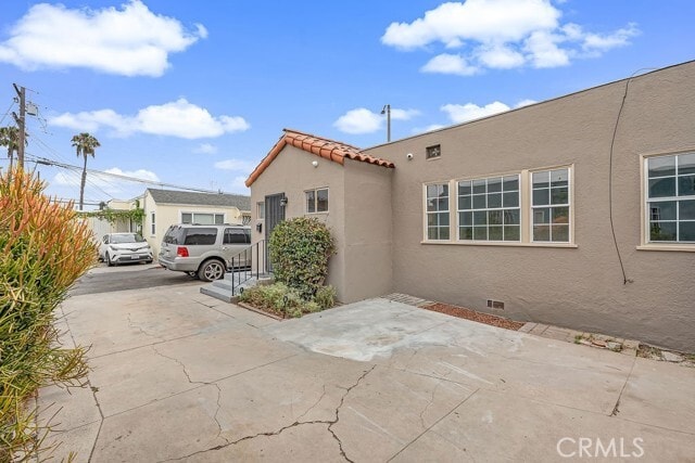 Building Photo - 1515 E Walnut Way