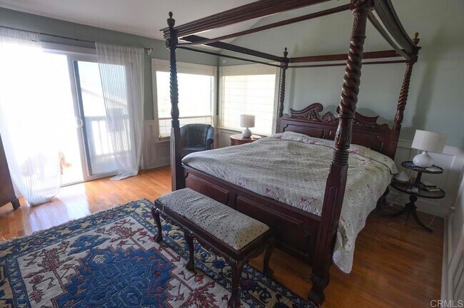 Building Photo - 5618 Bellevue Ave