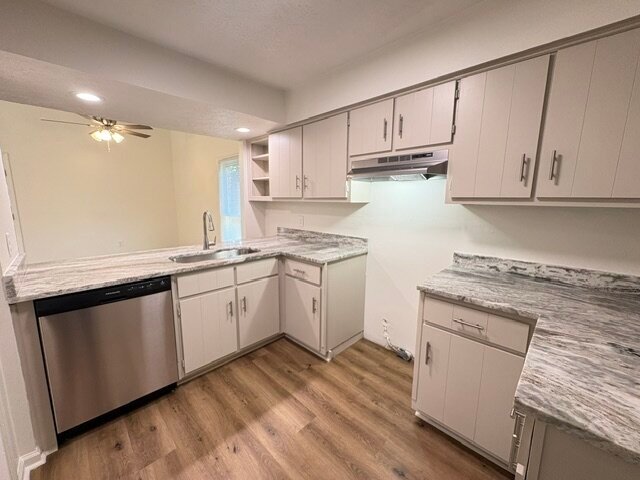 Building Photo - 6358 Olde Towne Dr