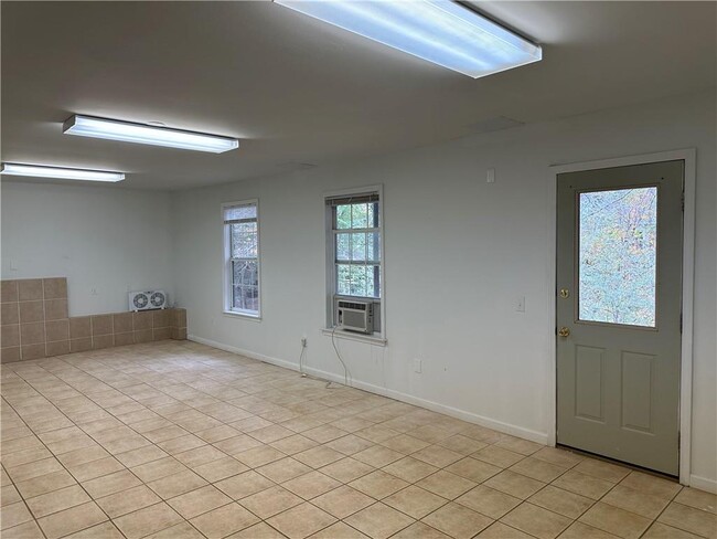 Building Photo - 9875 Lauren Hall Ct
