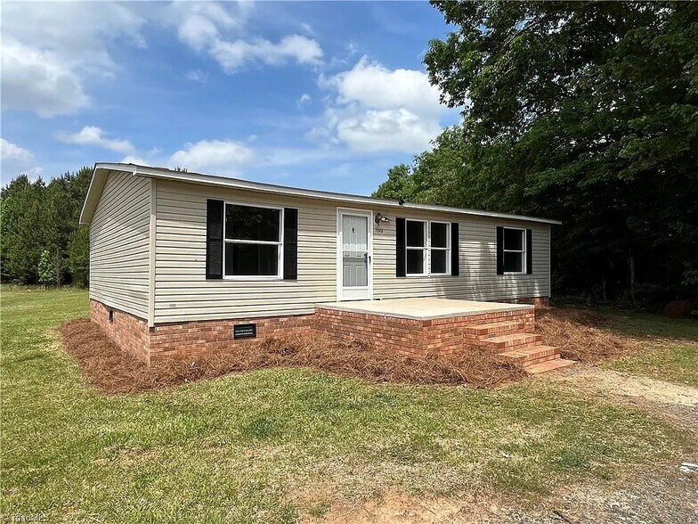 Building Photo - 1044 Abner Rd