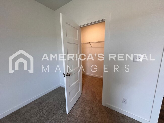 Building Photo - New Construction Home for Rent in Robertsdale, AL!!!