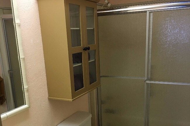 Building Photo - 19418 Saddlebrook Ct