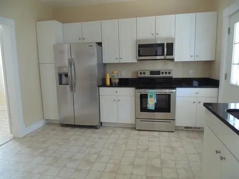 Building Photo - 75 Franklin St