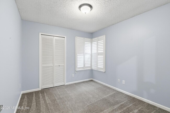 Building Photo - 1662 Evans Dr S