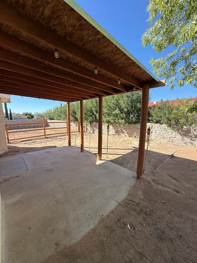 Building Photo - 4 Bedroom Home in Sonoma Ranch